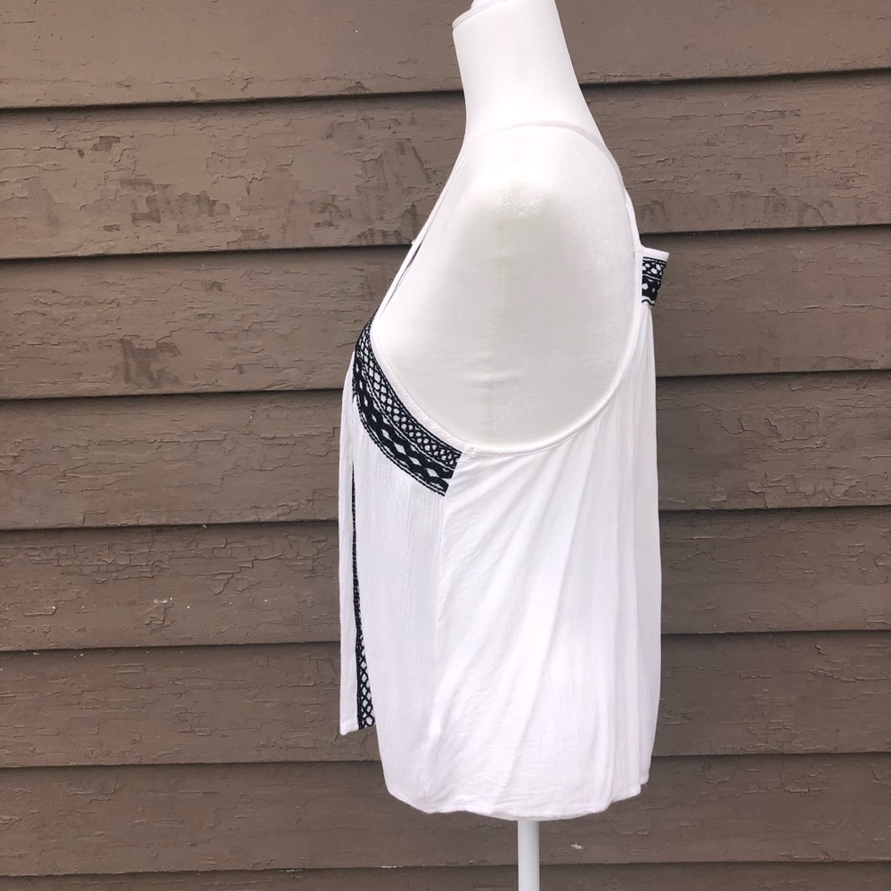 Anthropologie ecote embroidered swing top! - Picture 5 of 6